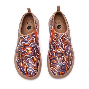 UIN Women's Walking Shoes Slip On Casual Comfort Loafers (Snake on Feet) No Box